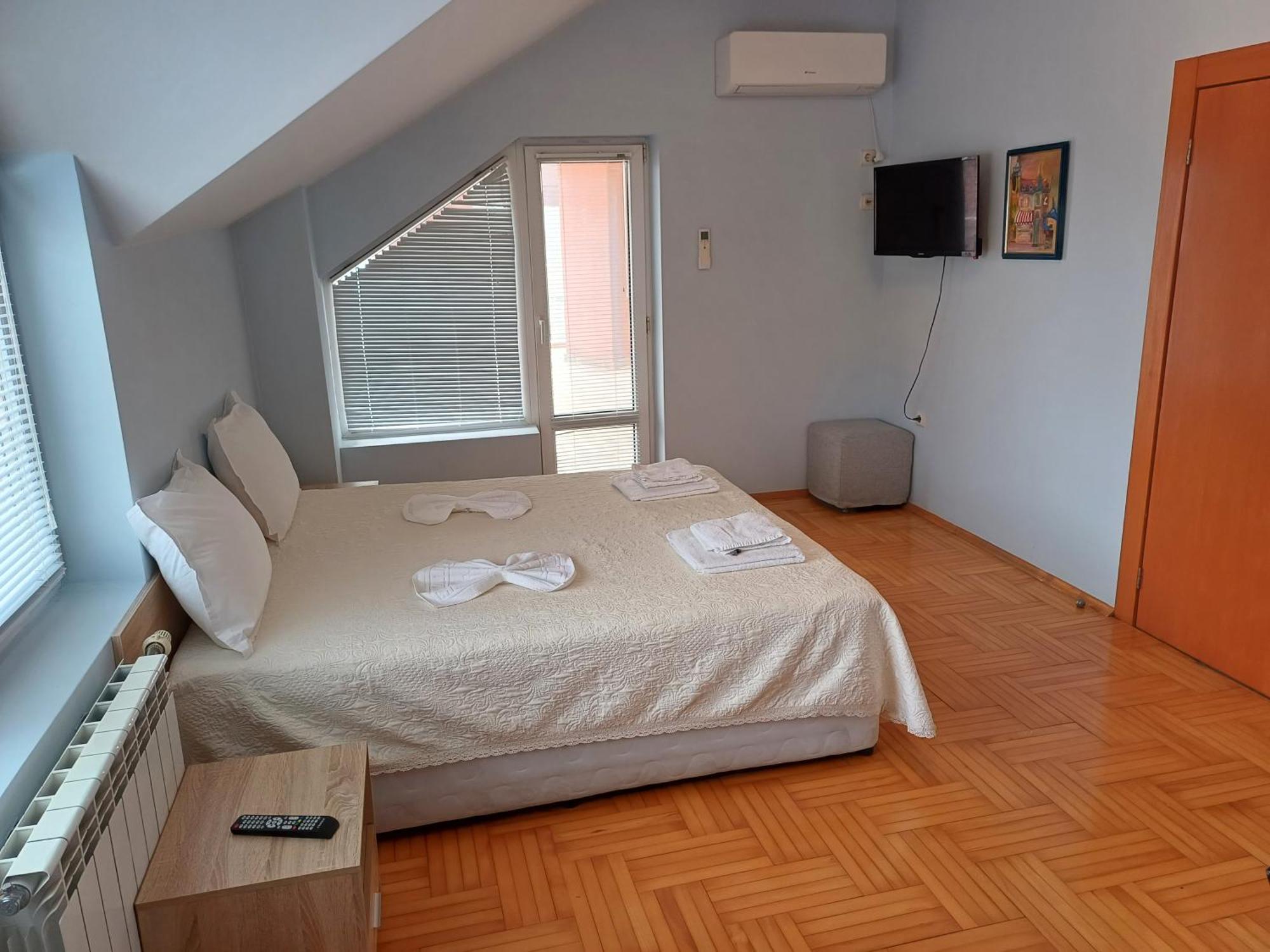 Guest Rooms Deva 부르가스 외부 사진