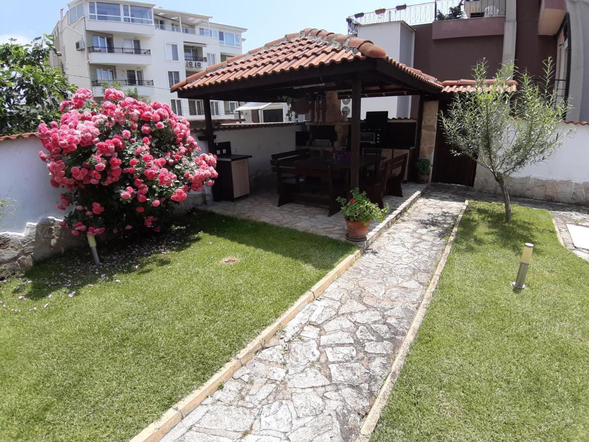 Guest Rooms Deva 부르가스 외부 사진